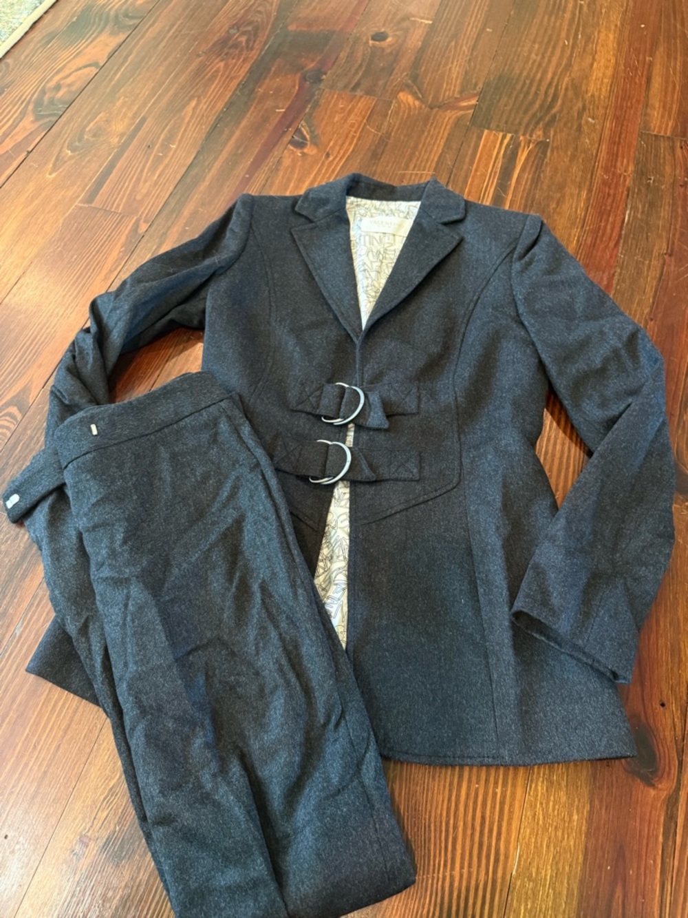 Vintage VALENTINO ROMA Dark Gray Buckle-Front Pantsuit set